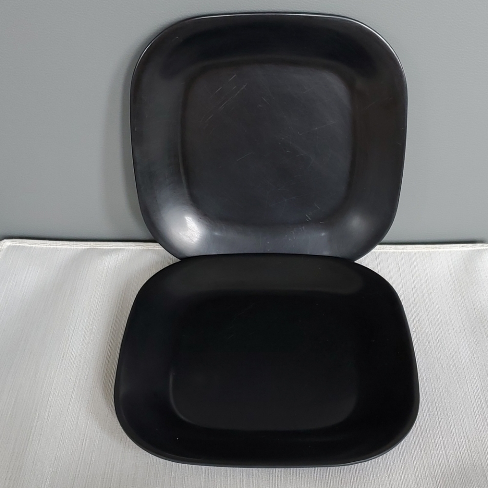 Set of 2 Square Melamine Plates